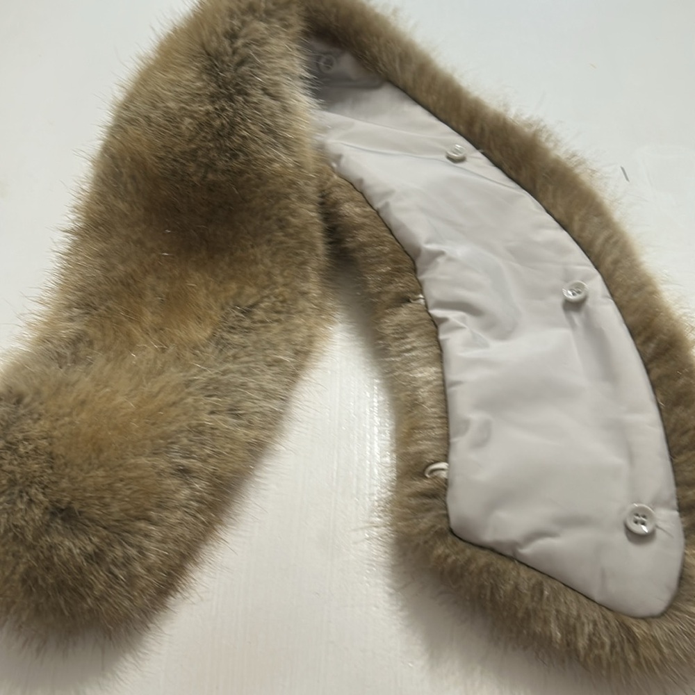 Blonde Mink Fur Collar - Picture 2 of 3